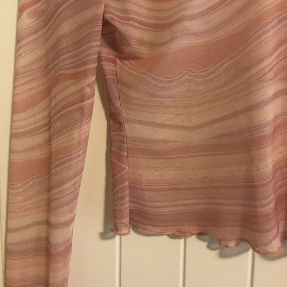 Pink marble mesh top - Picture 2 of 3